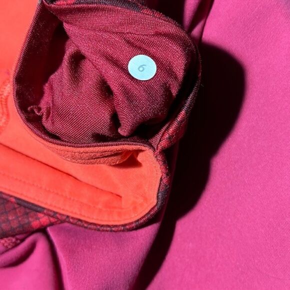 Lululemon Ladies Leggings  - Picture 3 of 5